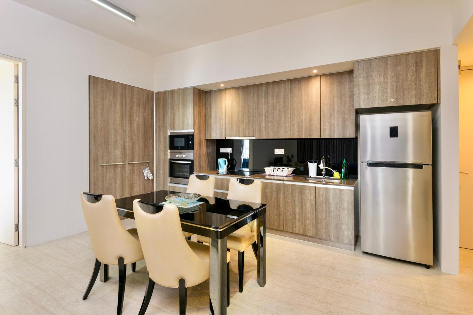 By The Sea Beach Front Apartment 바투 페링기 외부 사진
