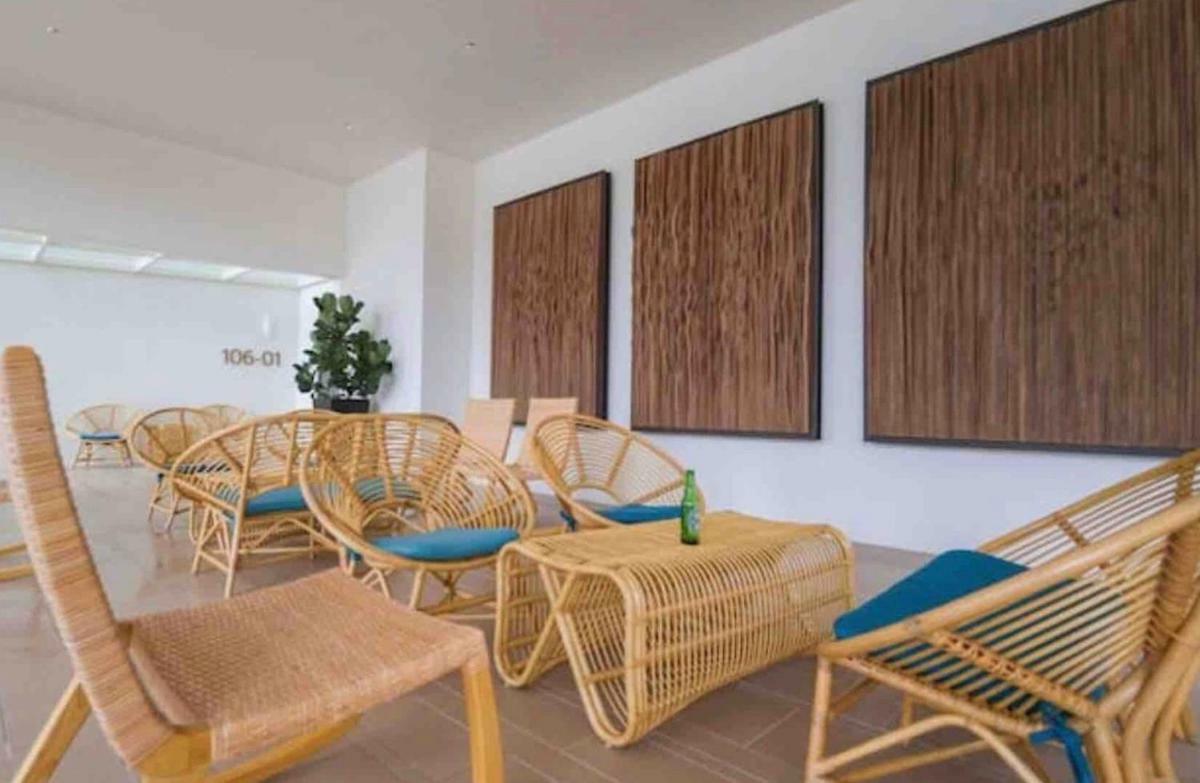 By The Sea Beach Front Apartment 바투 페링기 외부 사진
