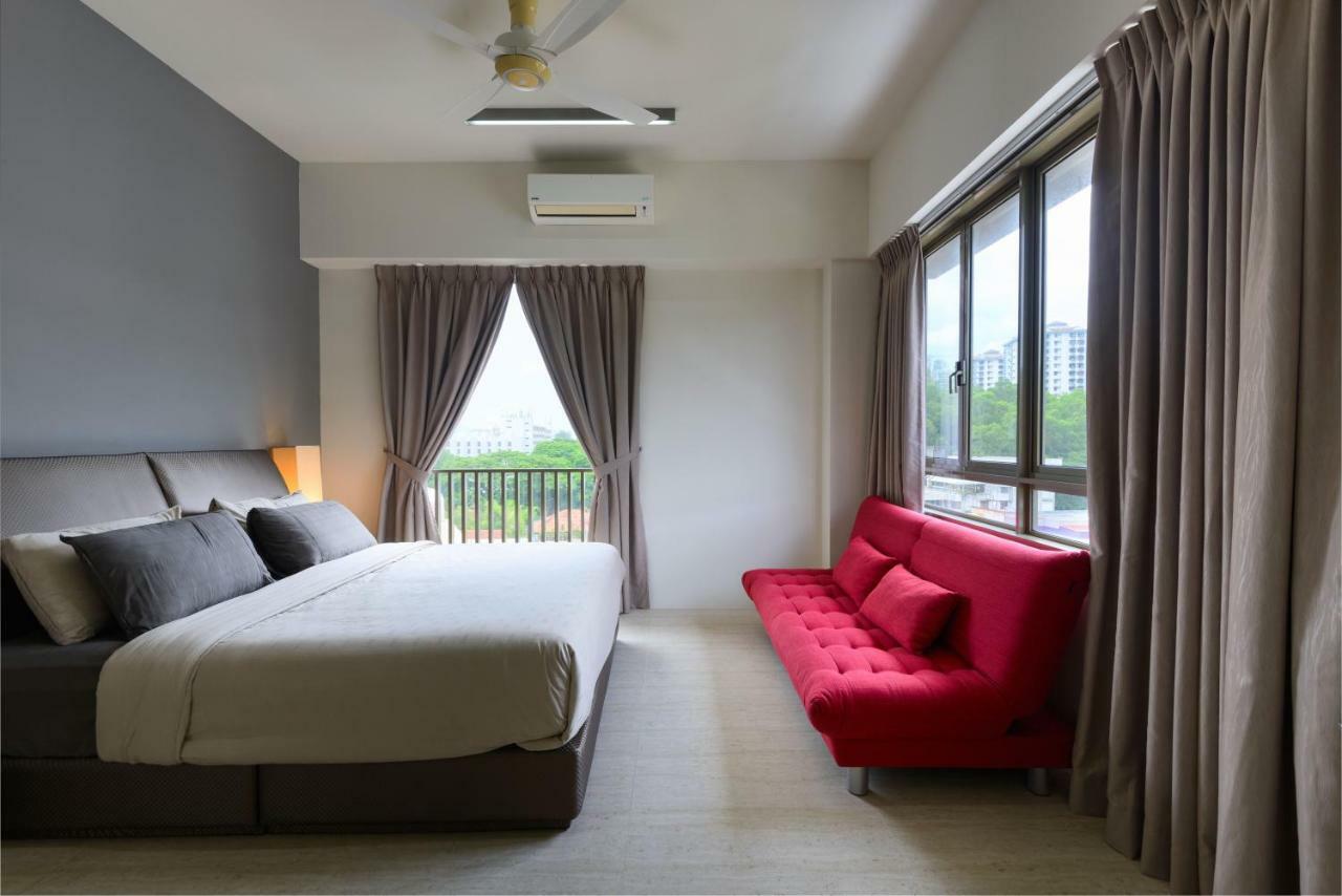 By The Sea Beach Front Apartment 바투 페링기 외부 사진